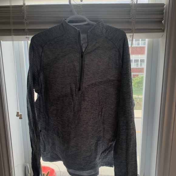 Nike Running Sweater - Picture 1 of 4